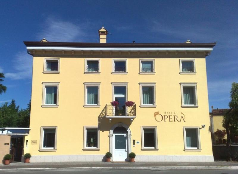Hotel Opera Dossobuono Exteriér fotografie