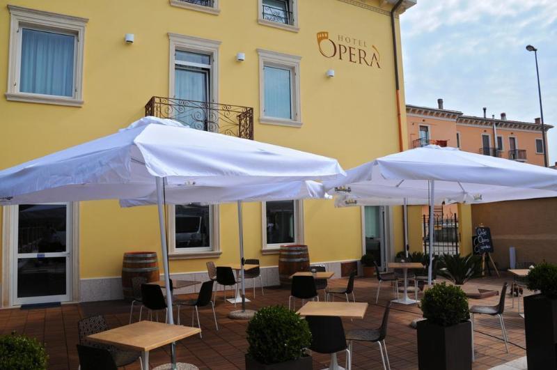 Hotel Opera Dossobuono Exteriér fotografie